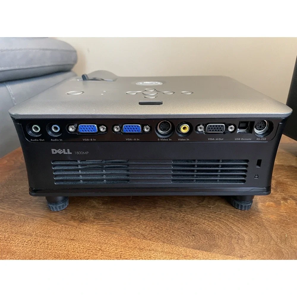 Dell 1800MP DLP Projector 3x Power Cords, Remote, Cable, Carry Case